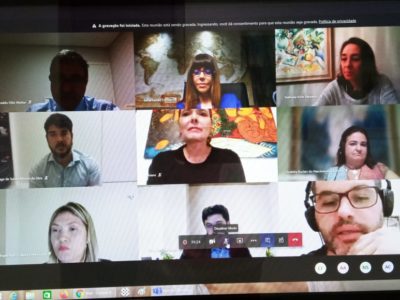 Print de videoconferência